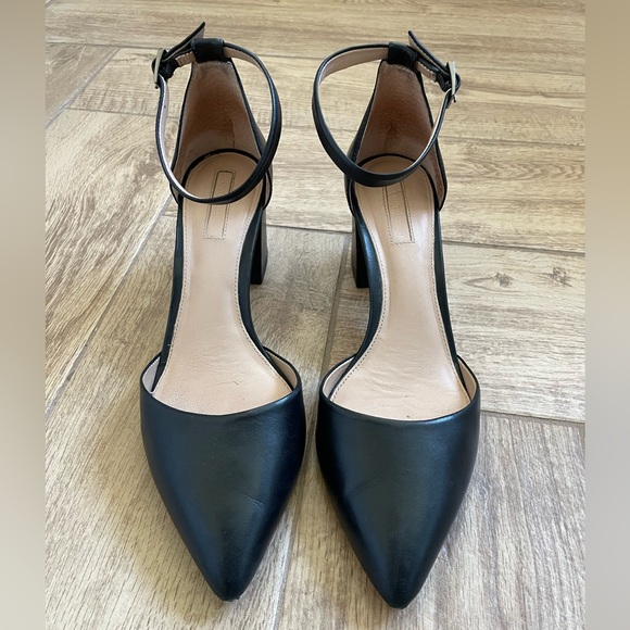 Antonio Melani Lynlee Block Heels - Picture 3 of 6